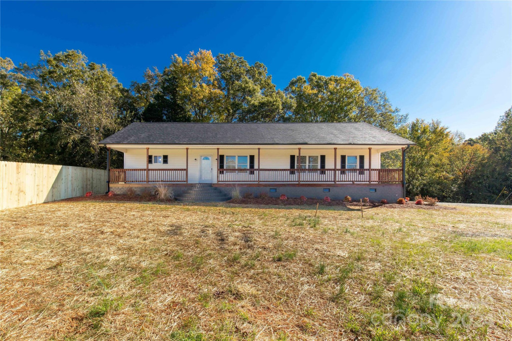 1966 Burkin Rd Mcconnells, SC 29726