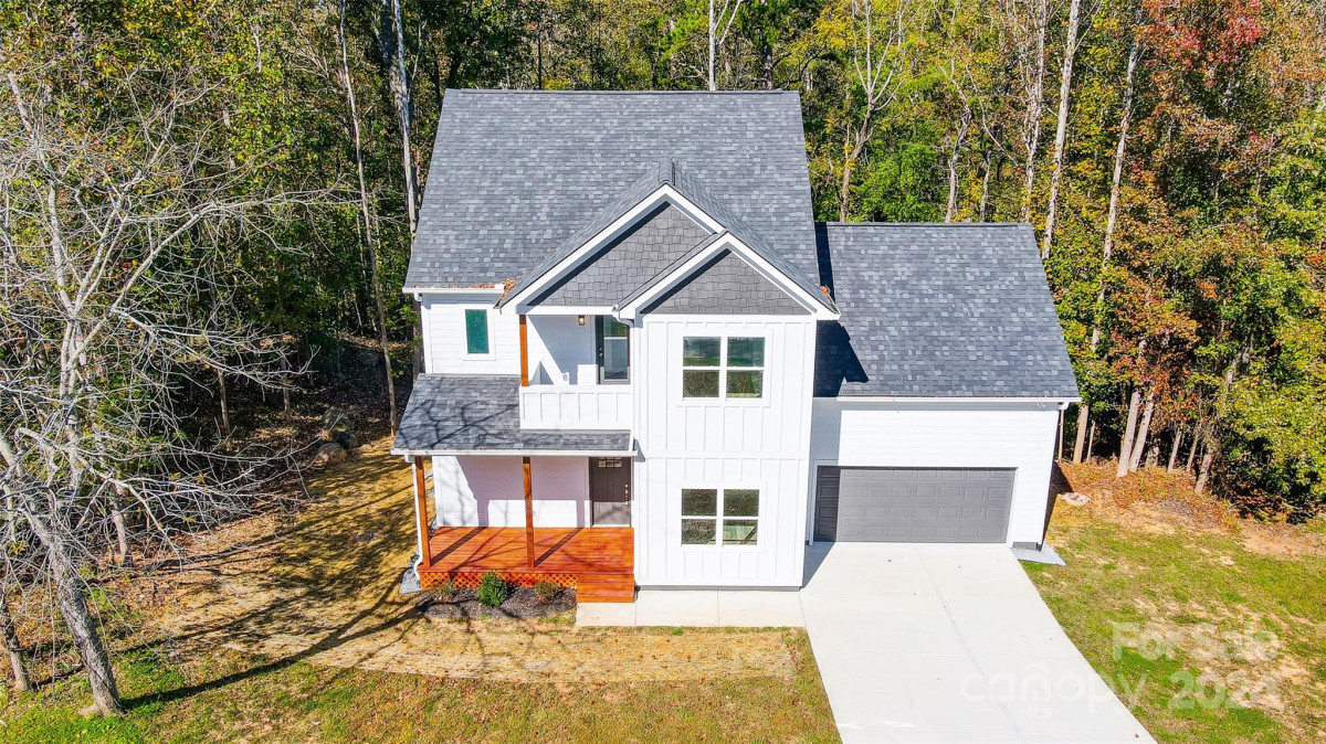 1080 Plantation Trl Gastonia, NC 28056