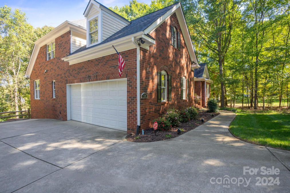 128 Archbell Point Ln Mooresville, NC 28117