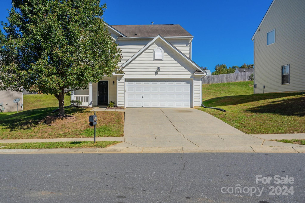 8228 Weeping Fig Ln Charlotte, NC 28215