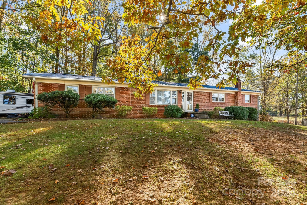 234 Sycamore Dr Arden, NC 28704