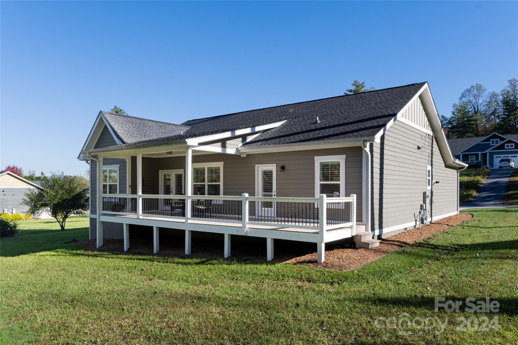 78 Olivet Ln Fletcher, NC 28732