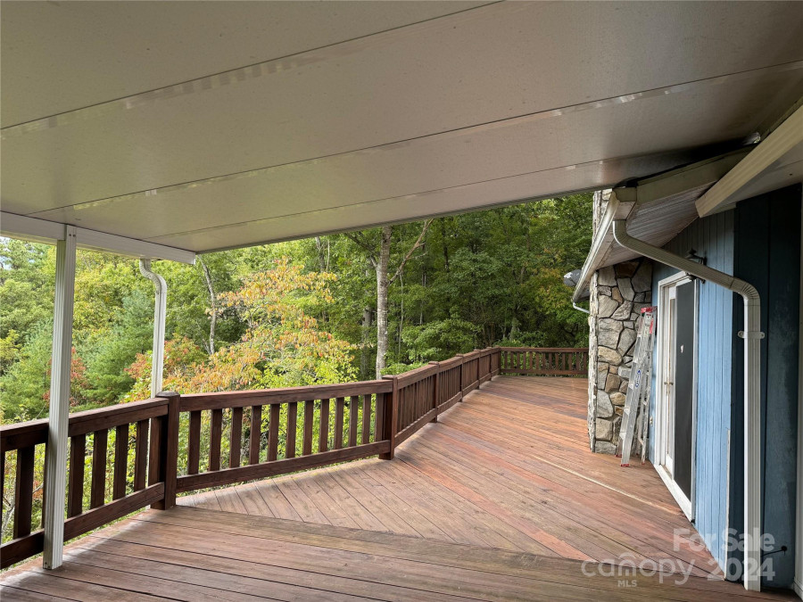 400 Winding Way Bryson City, NC 28713