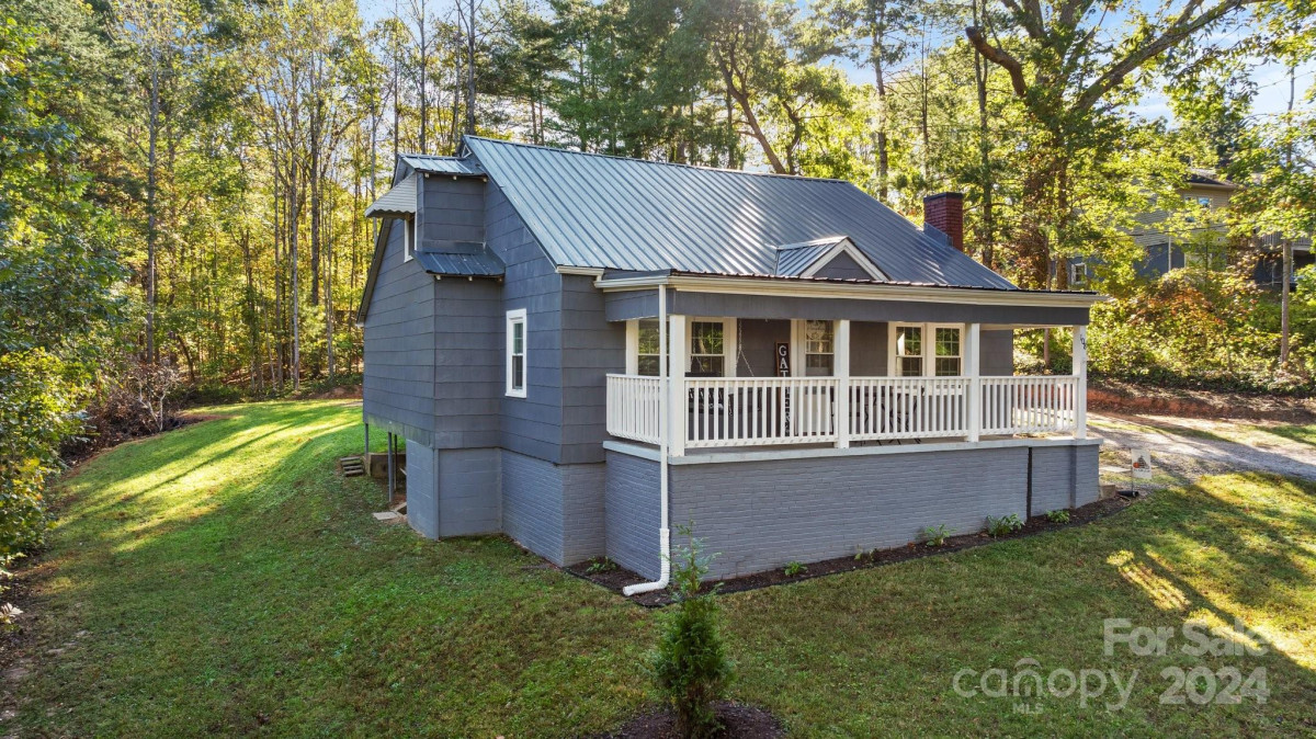 108 Powell Rd Morganton, NC 28655