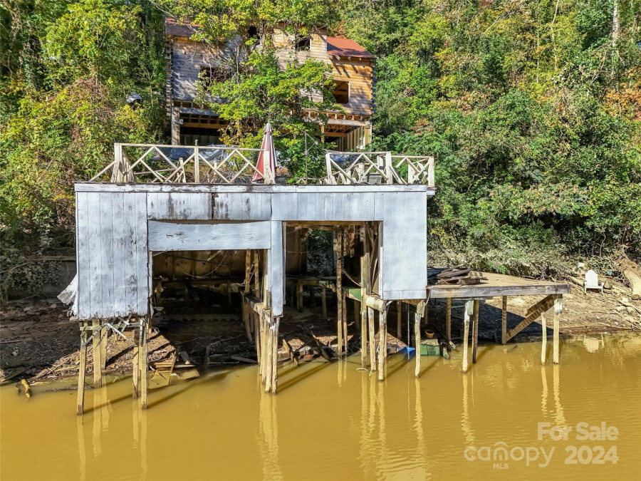 121 Anglers Way Lake Lure, NC 28746