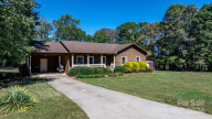 115 Coulwood Dr Hiddenite, NC 28636