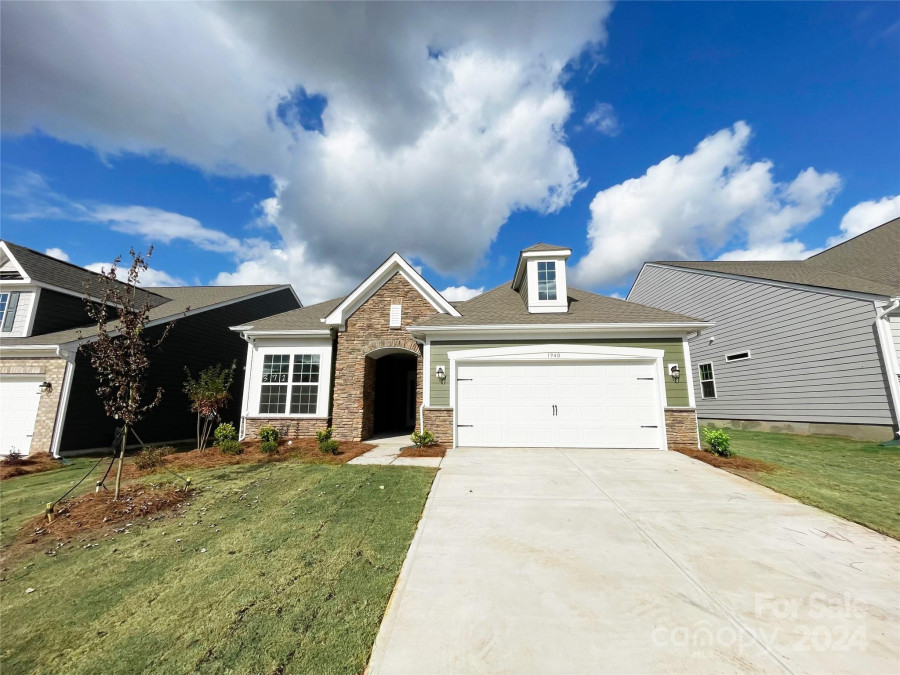 1940 Copper Path Dr Fort Mill, SC 29715