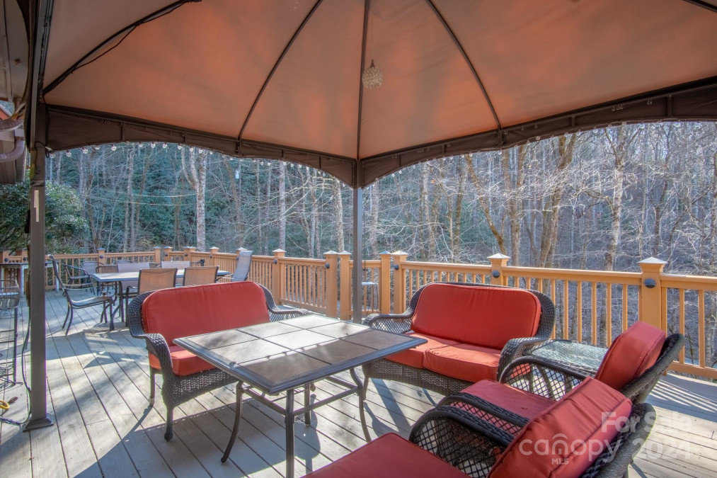 129 Kalmia Rg Cullowhee, NC 28723