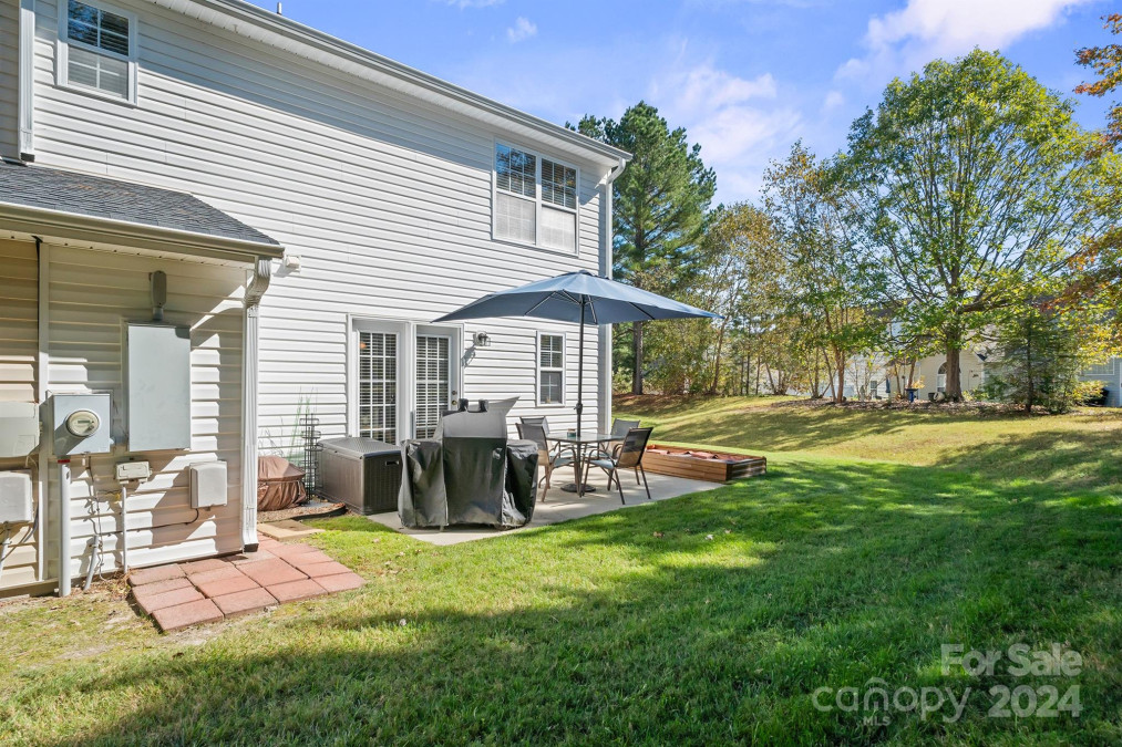 12446 Hennigan Place Ln Charlotte, NC 28214