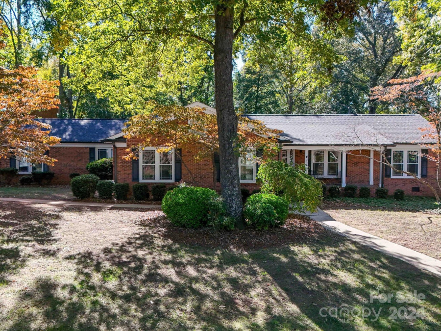 2219 Hearthstone Dr Gastonia, NC 28056