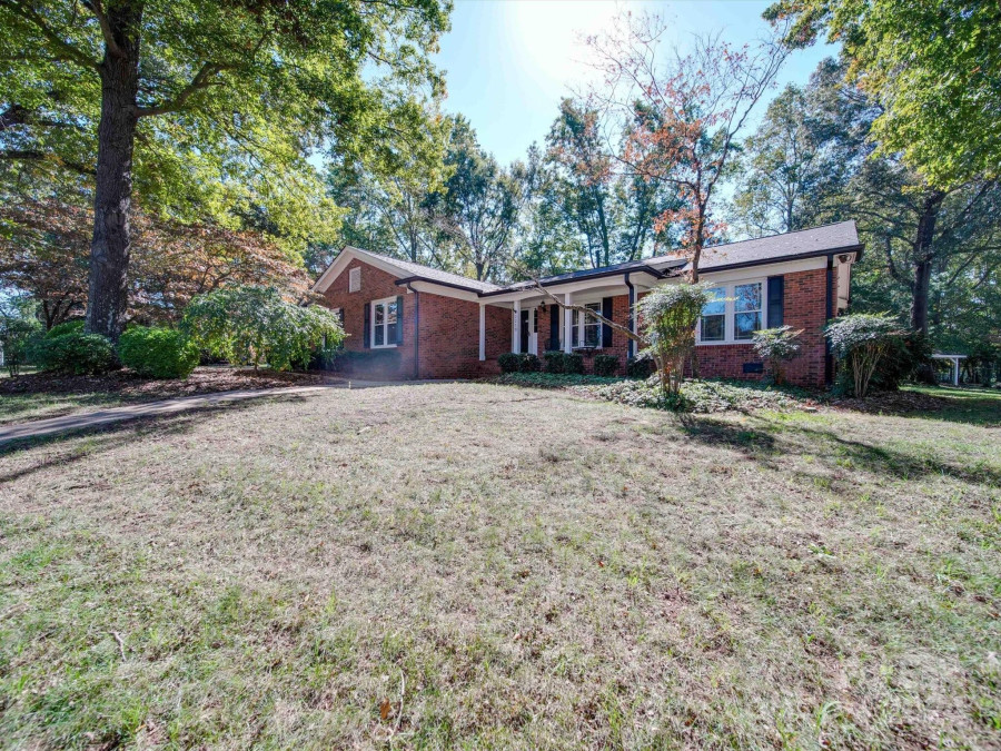 2219 Hearthstone Dr Gastonia, NC 28056