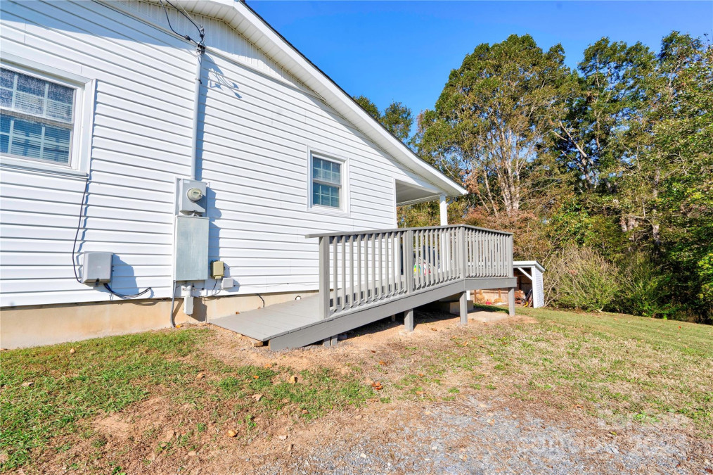 1204 Oak Grove Rd Kings Mountain, NC 28086