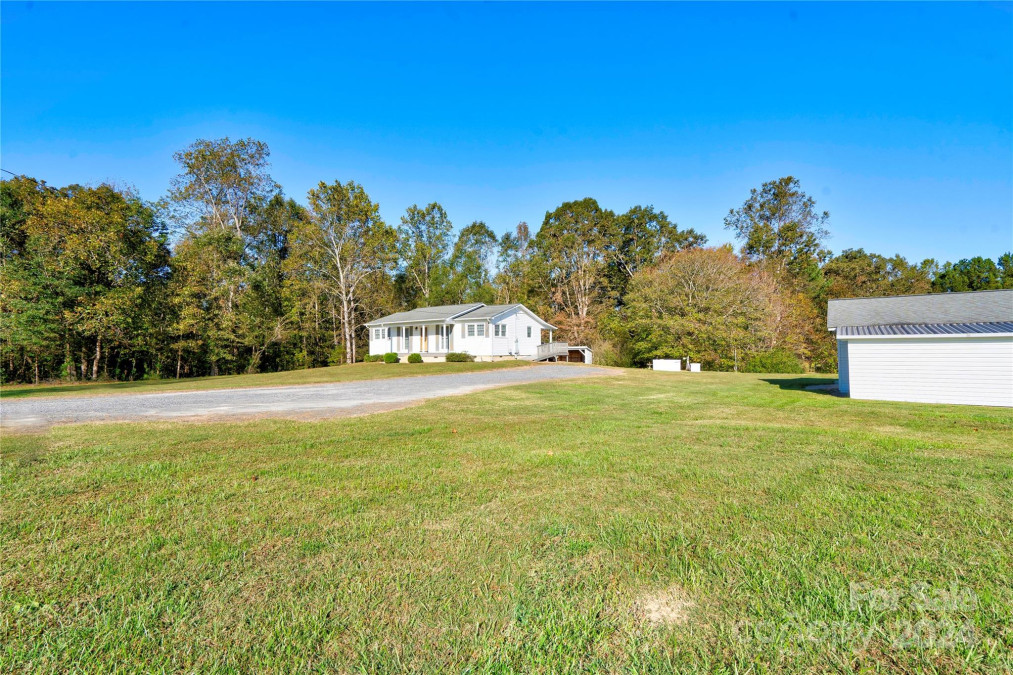 1204 Oak Grove Rd Kings Mountain, NC 28086