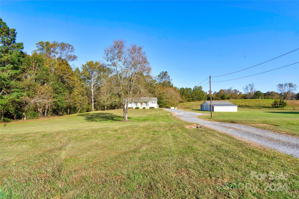 1204 Oak Grove Rd Kings Mountain, NC 28086