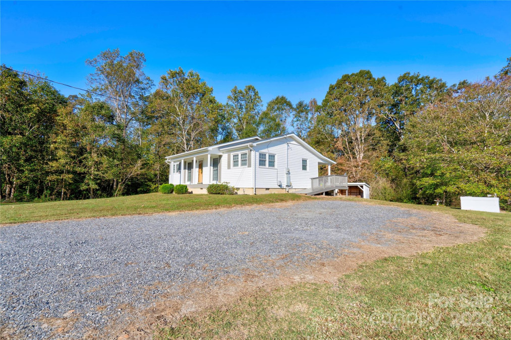 1204 Oak Grove Rd Kings Mountain, NC 28086