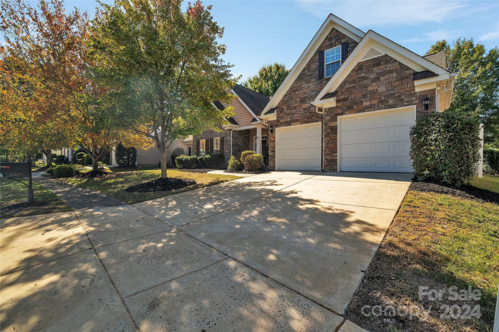 6407 Breckfield Ct Charlotte, NC 28278