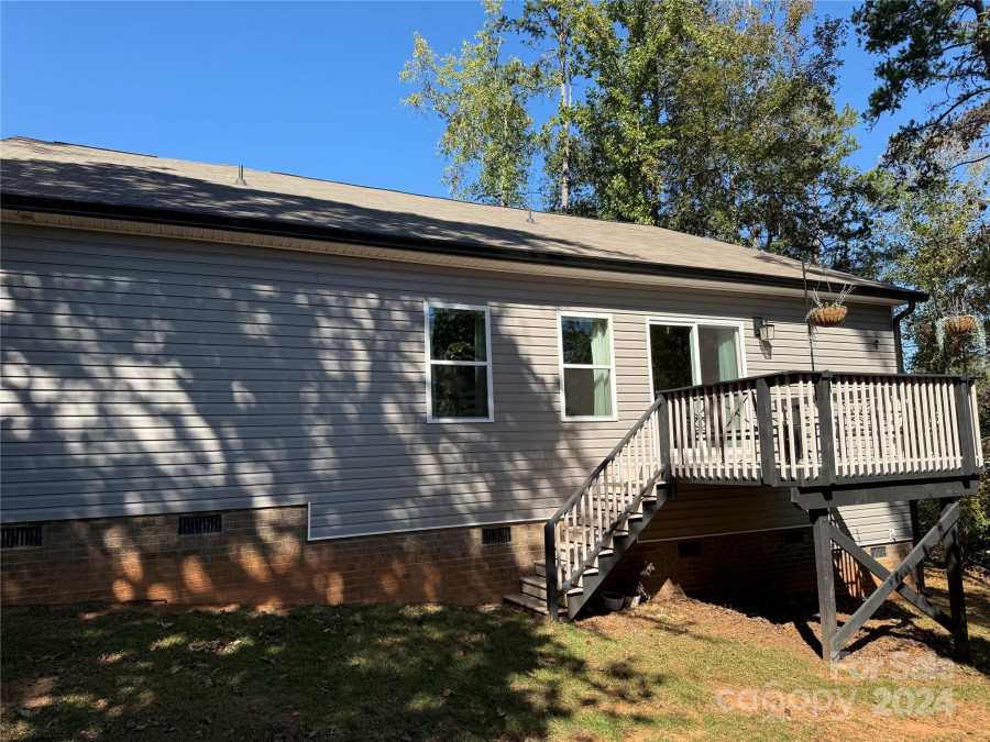 102 Stoney Ln Cherryville, NC 28021