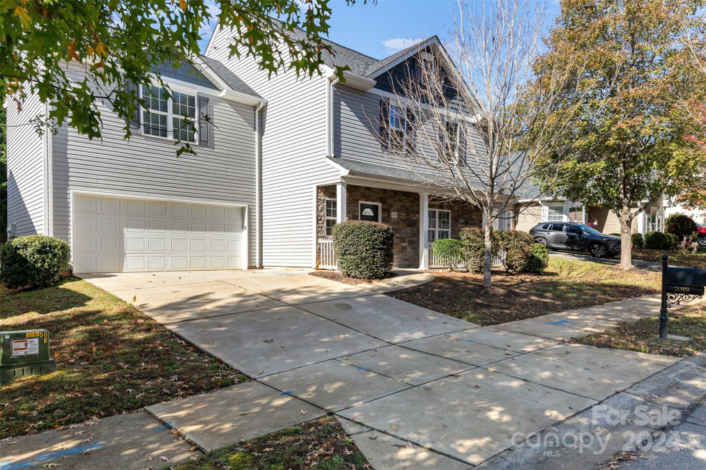 7019 Carrington Pointe Dr Huntersville, NC 28078