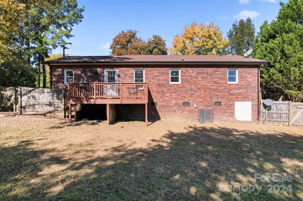 1929 Concord Lake Rd Kannapolis, NC 28083