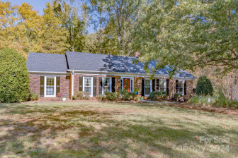 2936 Hinsdale St Charlotte, NC 28210