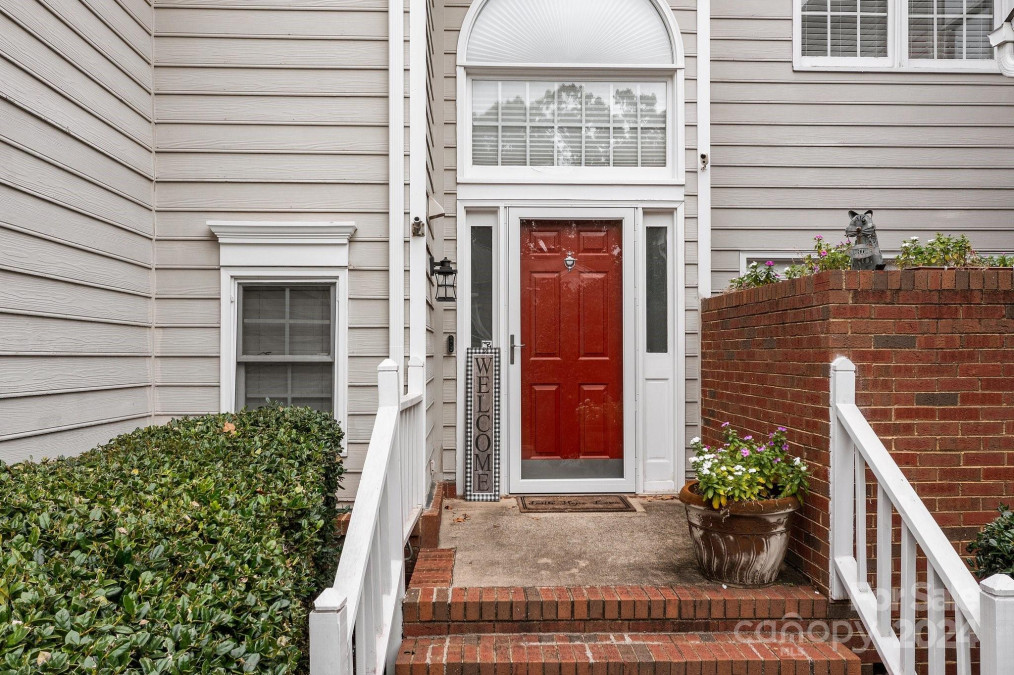 4725 Morning Dew Ct Charlotte, NC 28269