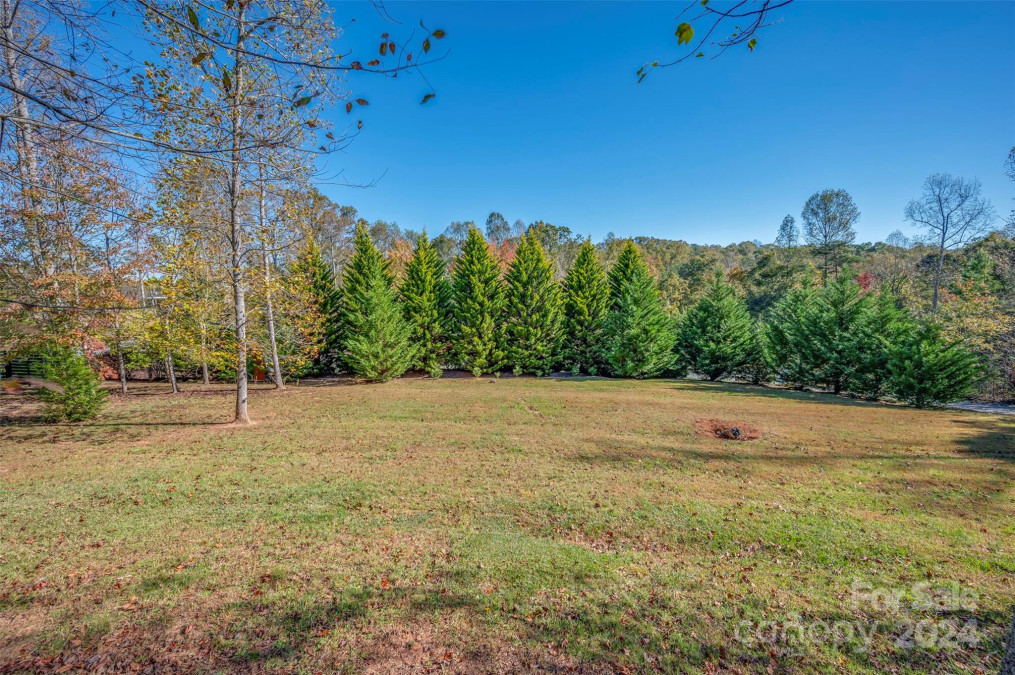 1261 Clearwater Pw Rutherfordton, NC 28139