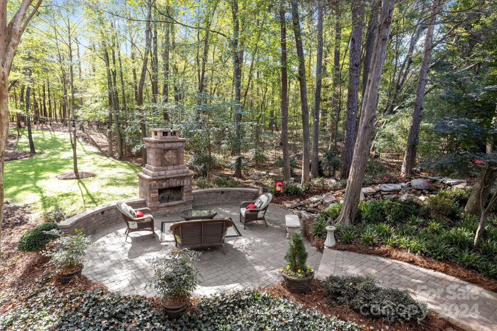 1523 Bluebird Hill Ln Matthews, NC 28104