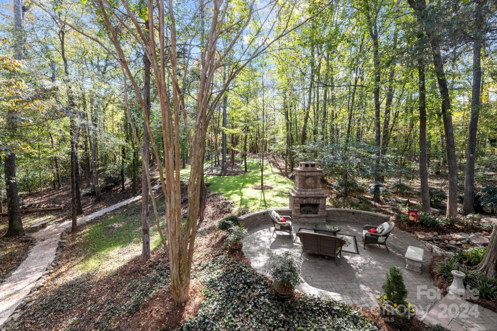 1523 Bluebird Hill Ln Matthews, NC 28104