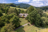 32 Scenic Valley Dr Barnardsville, NC 28709