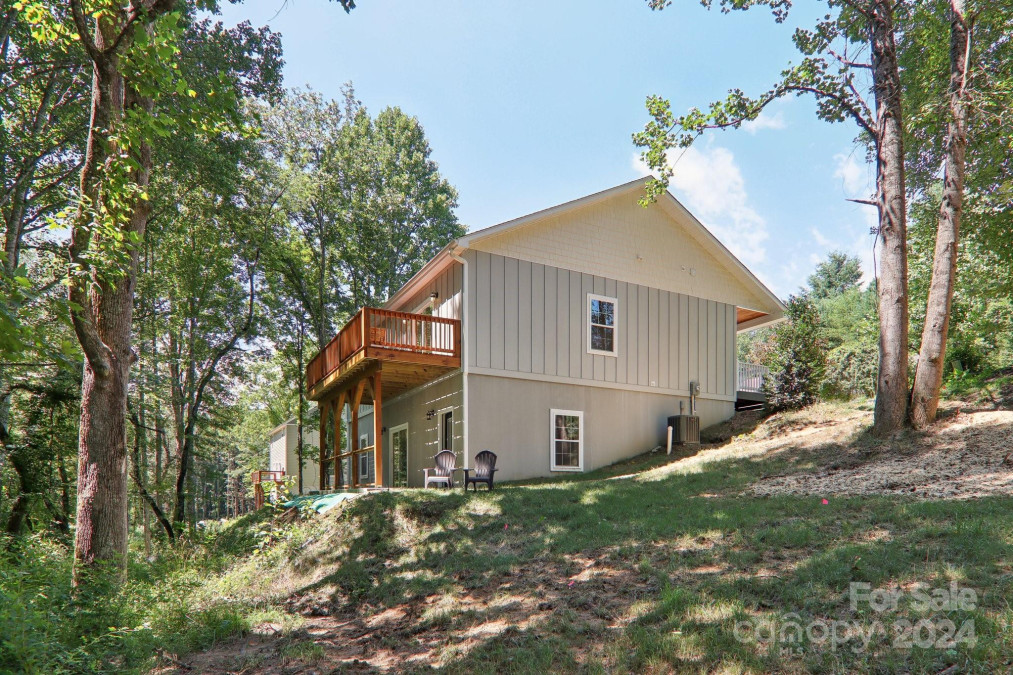 113 Briarcreek Ct Hendersonville, NC 28739