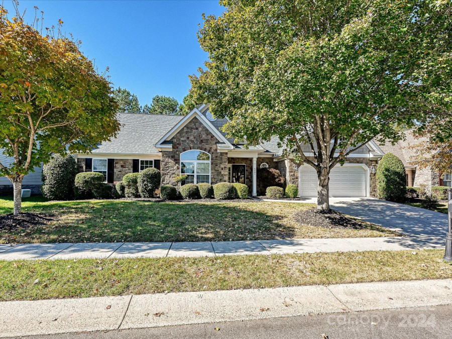 6401 Breckfield Ct Charlotte, NC 28278