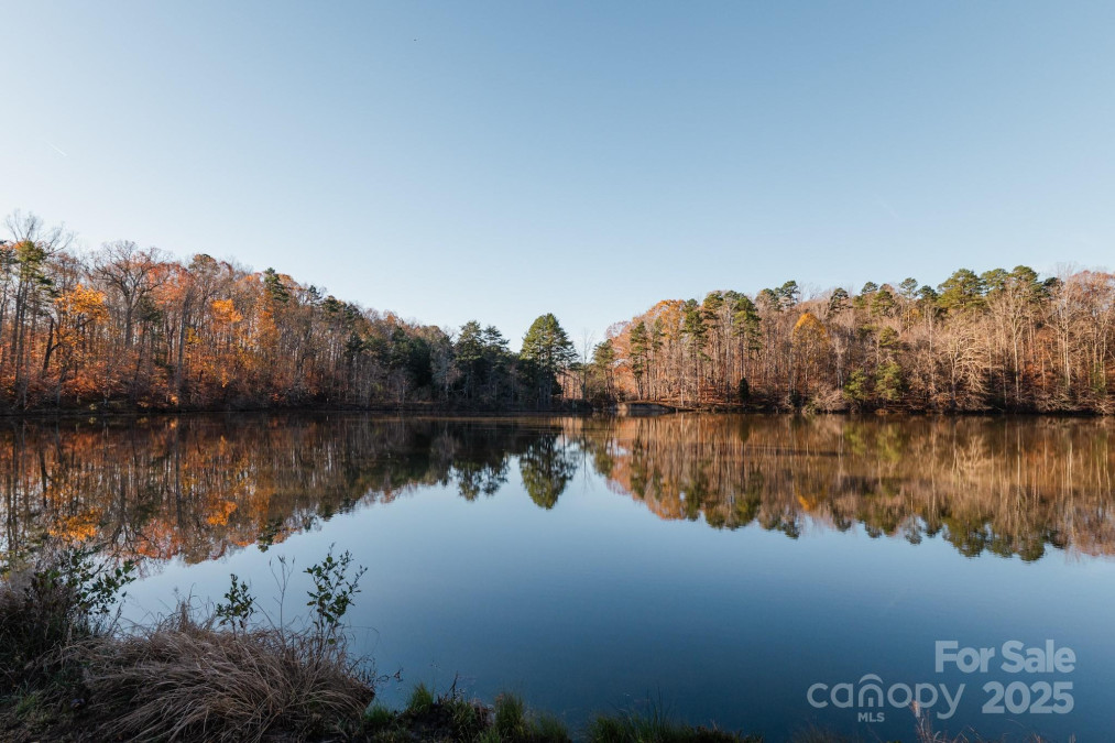 271 Lockhard Cir Troutman, NC 28166