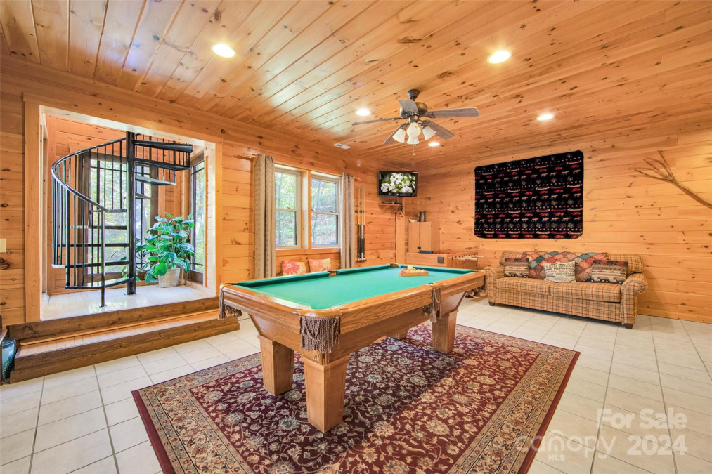 444 Georgianna Ln Bryson City, NC 28713