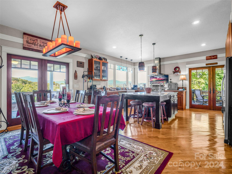 111 Arabesque Way Lake Lure, NC 28746