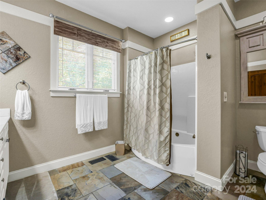 111 Arabesque Way Lake Lure, NC 28746