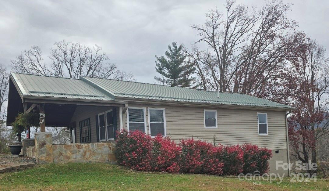 36 Monte Vista Cir Spruce Pine, NC 28777