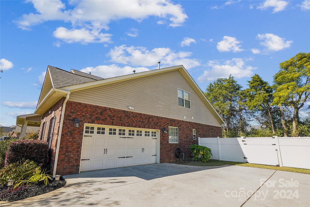 2943 Tallgrass Bluff Rock Hill, SC 29732