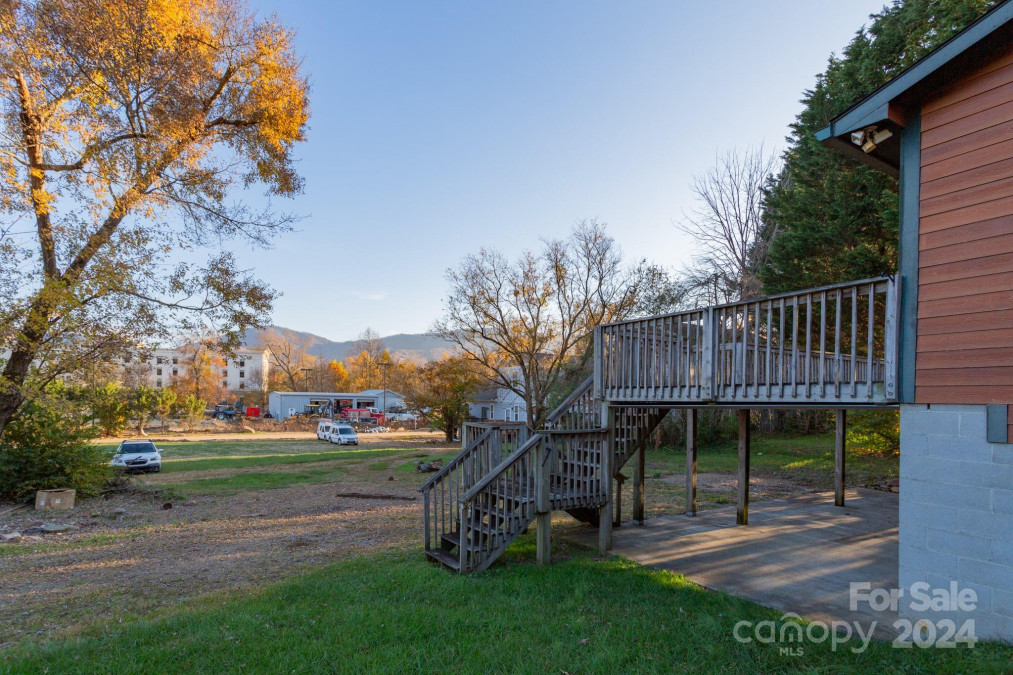 0 Vance Ave Black Mountain, NC 28711