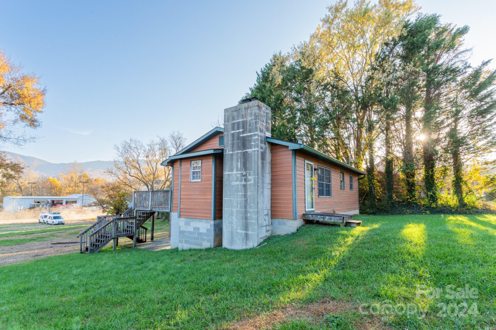 0 Vance Ave Black Mountain, NC 28711