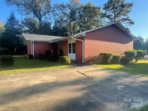 97 Chapman Dr Cheraw, SC 29520