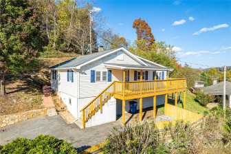 29 Mill St Waynesville, NC 28786