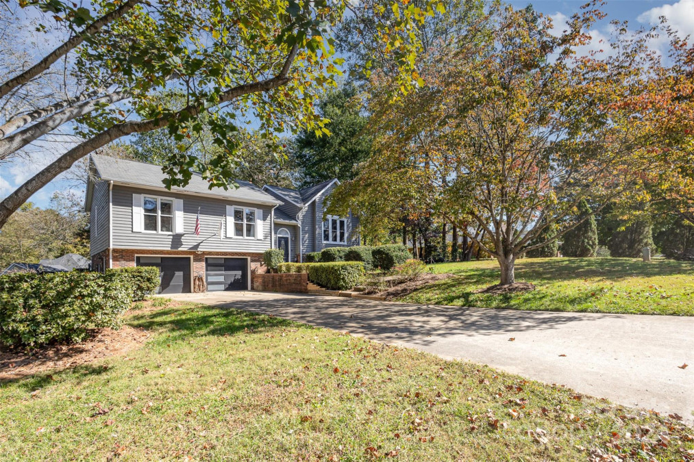 3124 5th Street Pl Hickory, NC 28601