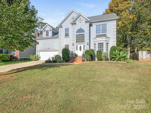 2916 Redfield Dr Charlotte, NC 28270