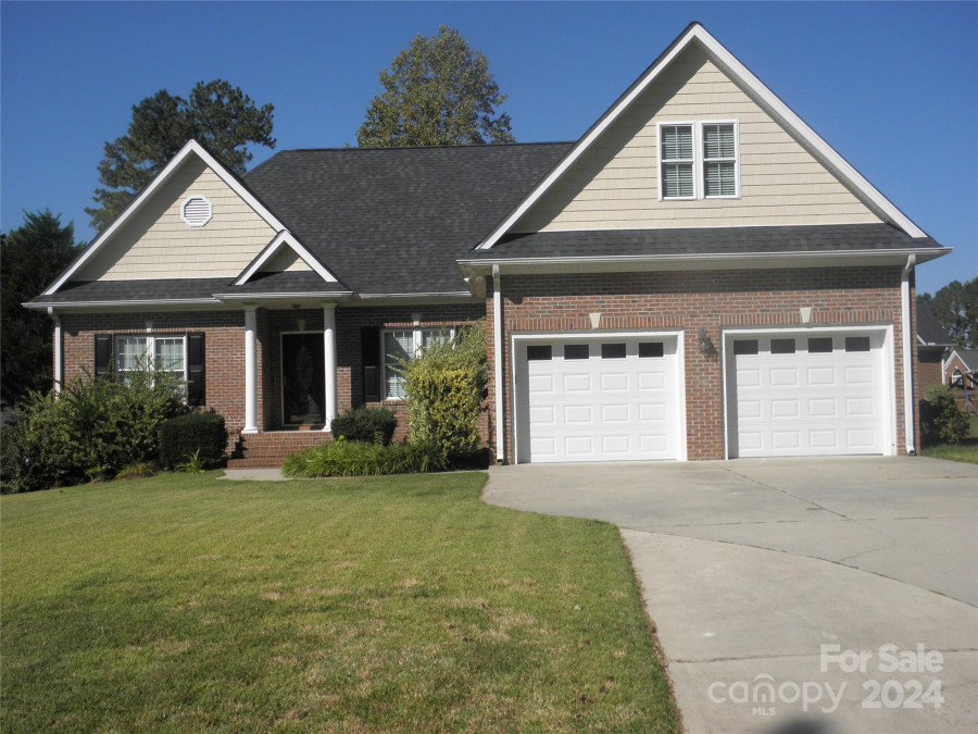 204 Par Dr Henderson, NC 27536