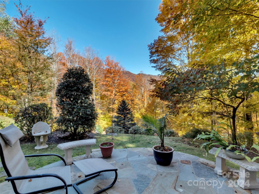 1786 Serenity Mountain Rd Waynesville, NC 28786