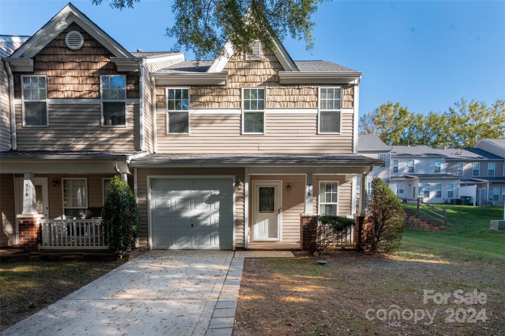 514 Doughton Ln Charlotte, NC 28217