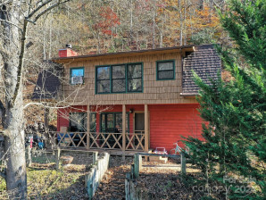 50 Cottontail Ln Canton, NC 28716