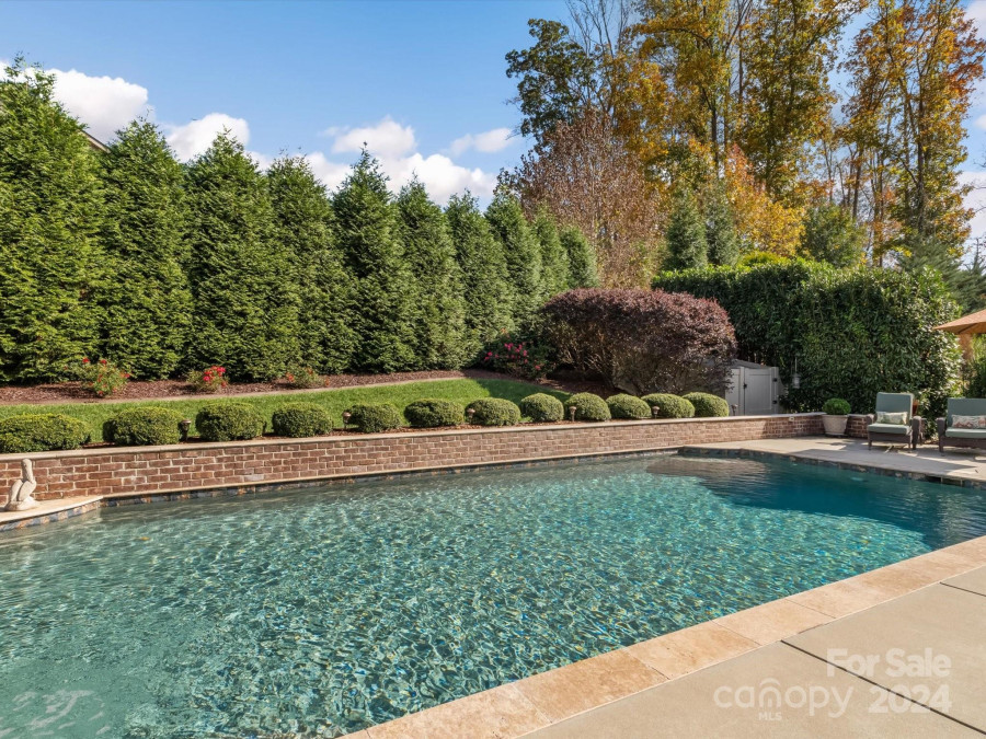 107 Chimney Rock Ct Denver, NC 28037