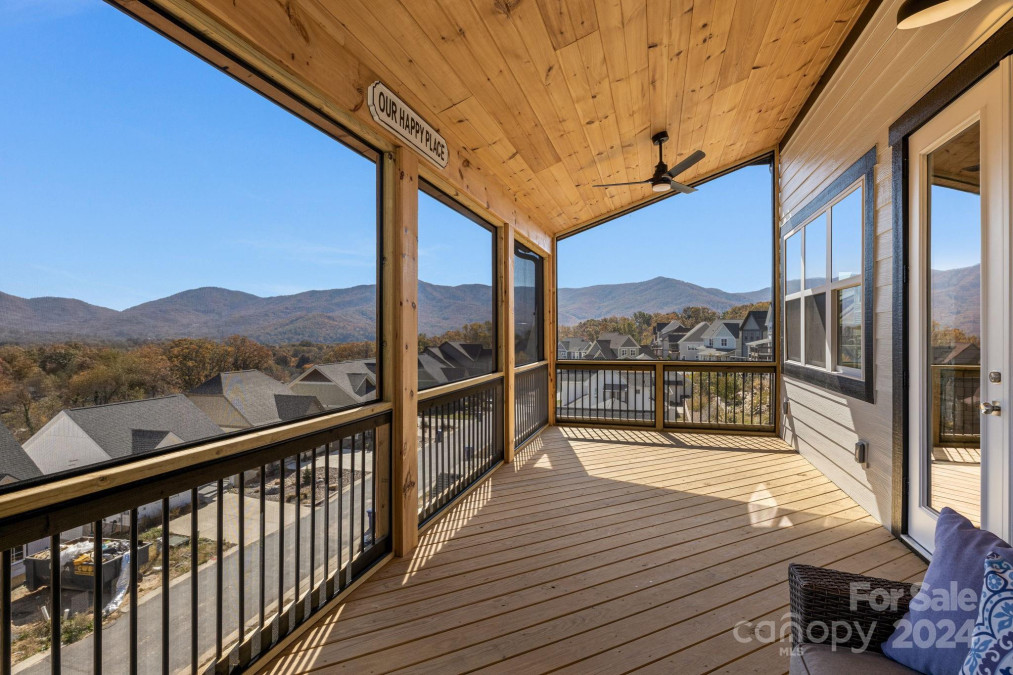 203 Boleyn Dr Black Mountain, NC 28711