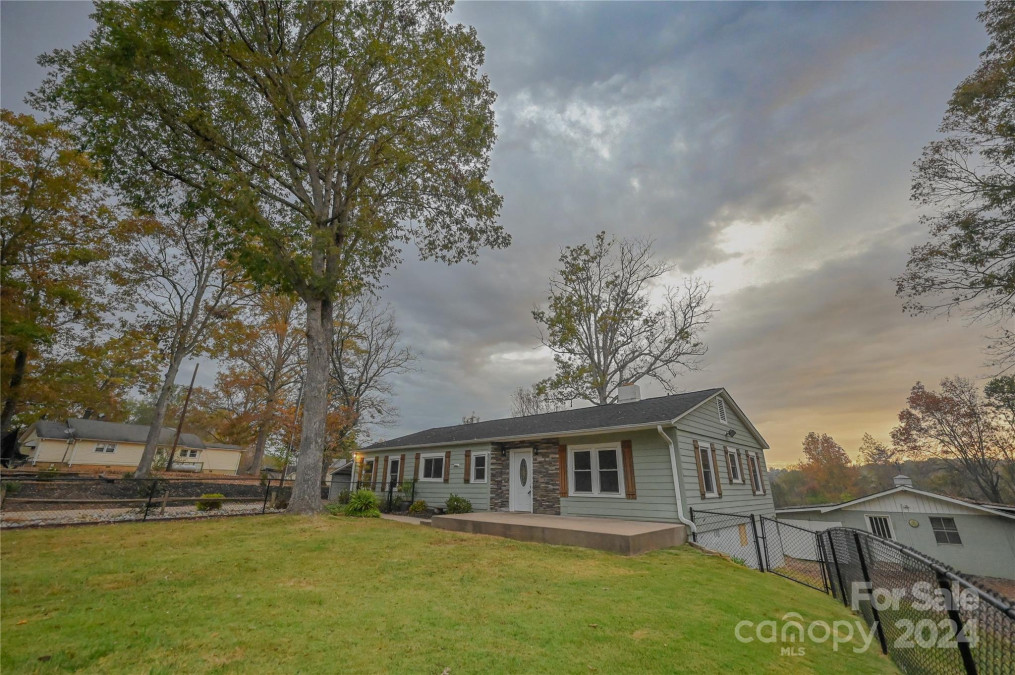 440 Bostic Sunshine Hw Bostic, NC 28018